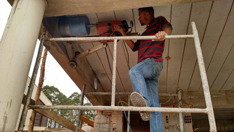 Furos em Vigas de Concreto Armado em Sp Cambuci - Cortes em Concreto para Construção Civil